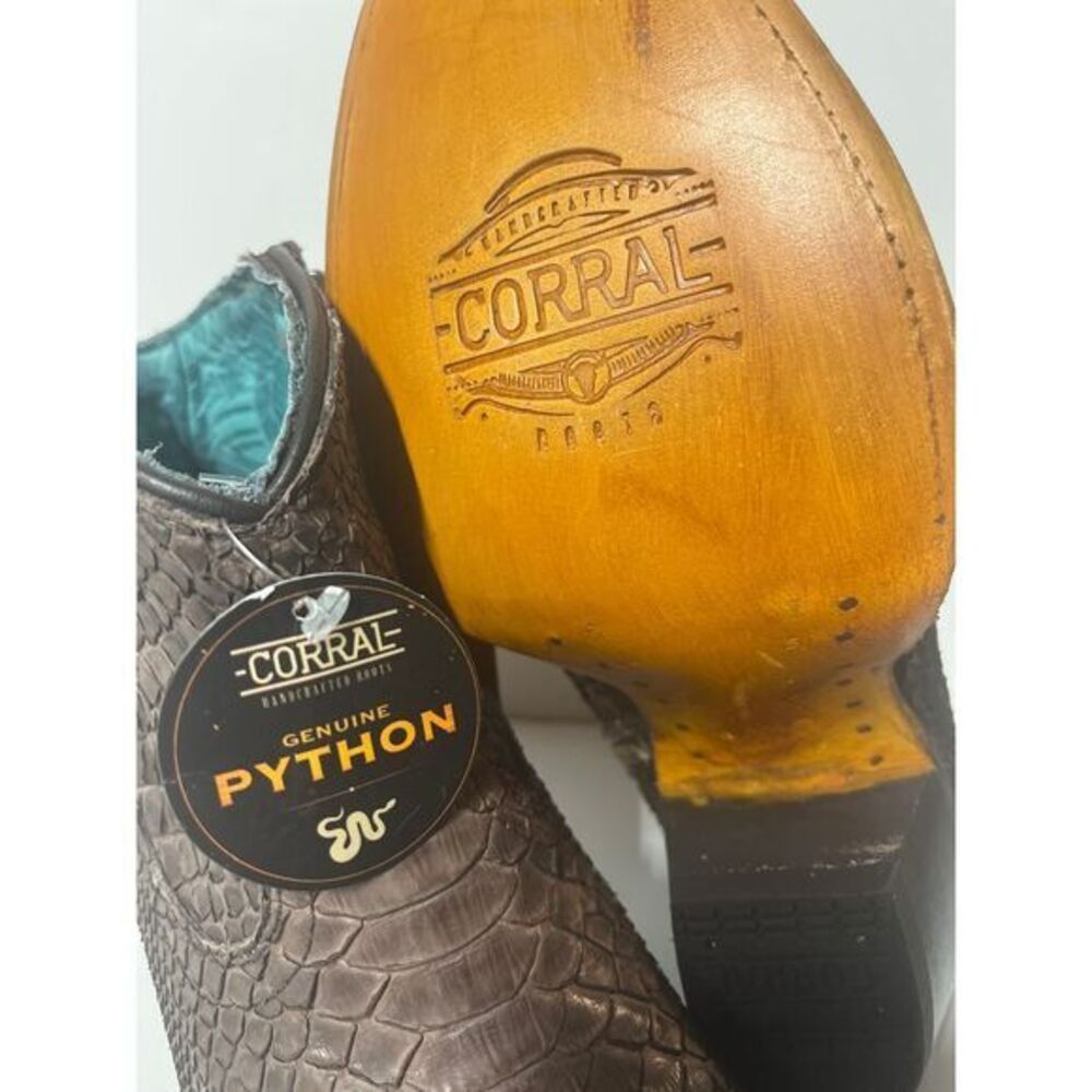 Corral Handcrafted Brown Genuine Python Woman's SZ 9.5 Boots New With Tags - Picture 4 of 8